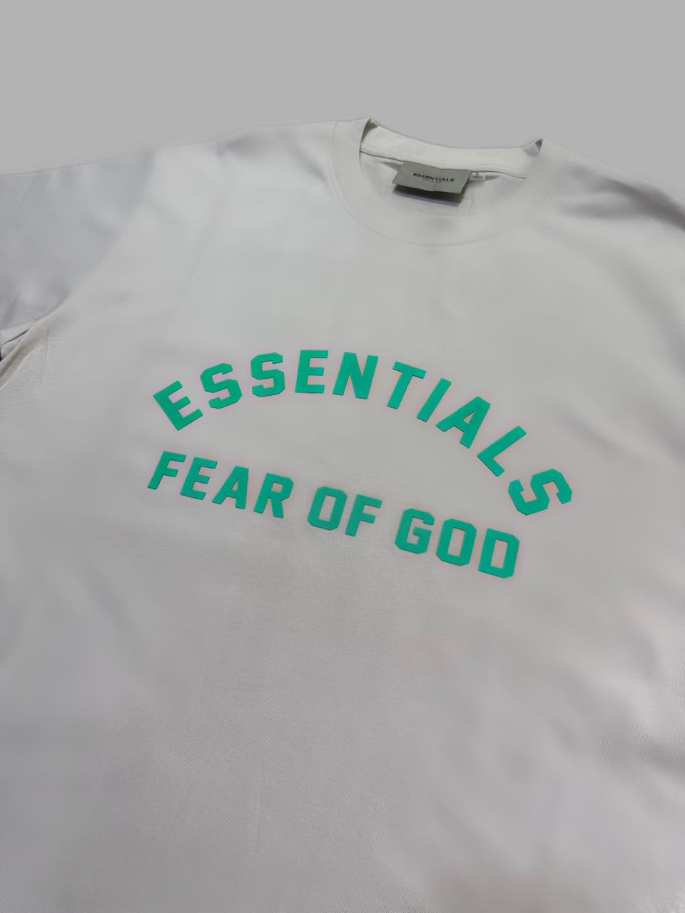 ESSENTIALS FEAR OF GOD