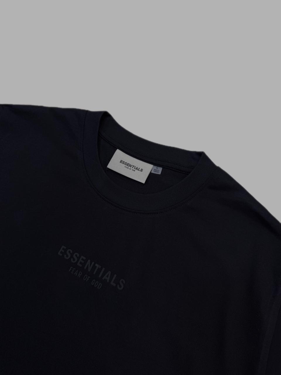 ESSENTIALS MÉDIUM