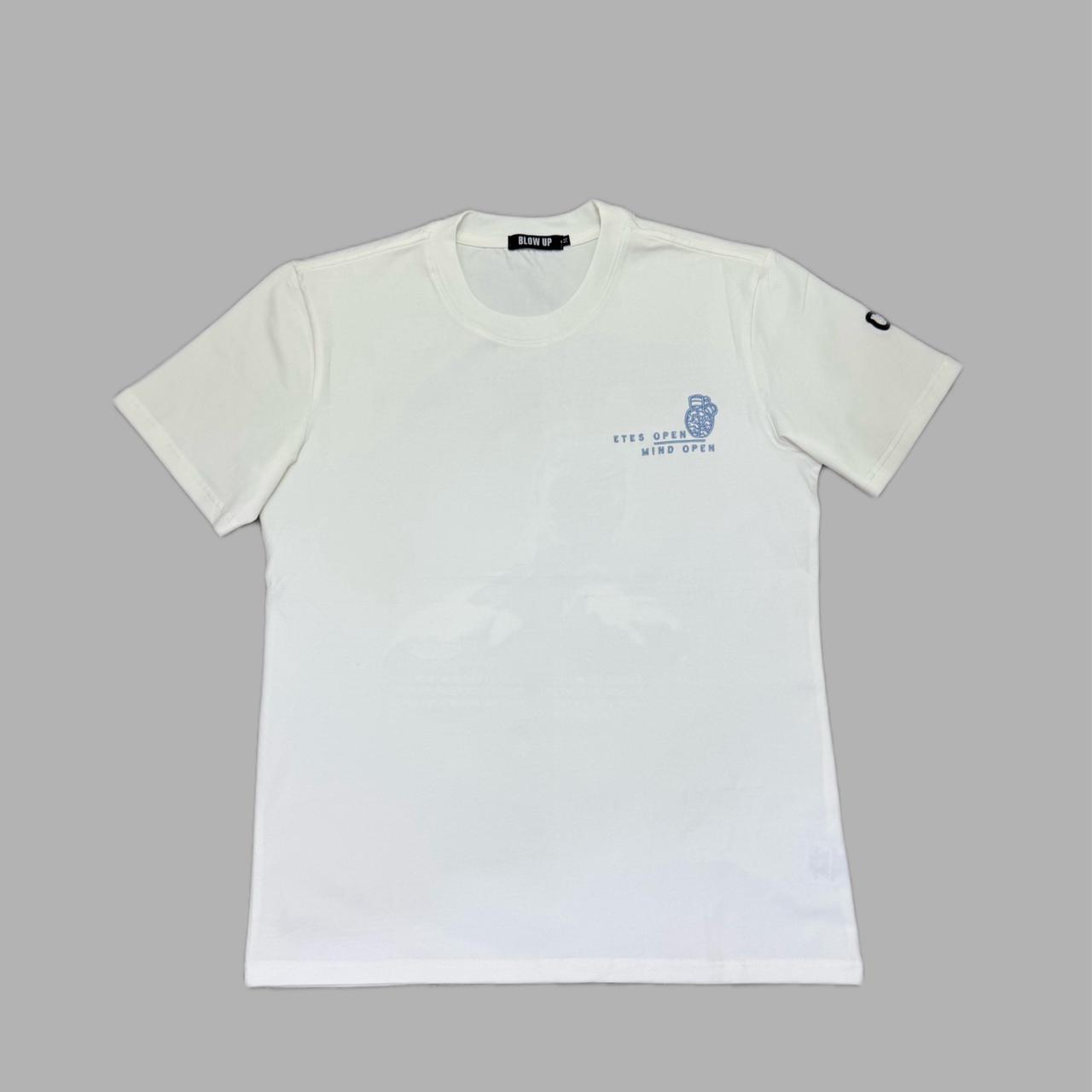 BLOW-UP N012