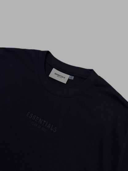 ESSENTIALS MÉDIUM